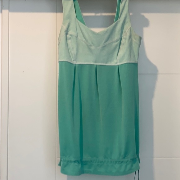 Lululemon Tank - Picture 2 of 2